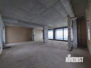 3-к квартира, вторичка, 129м2, 7/7 этаж