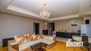 2-к квартира, вторичка, 72м2, 1/10 этаж