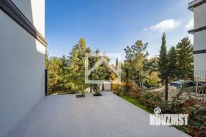 2-к квартира, вторичка, 130м2, 1/3 этаж