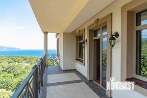 3-к квартира, вторичка, 132м2, 3/8 этаж