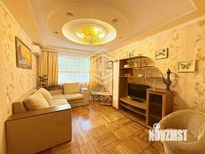 2-к квартира, вторичка, 44м2, 1/4 этаж