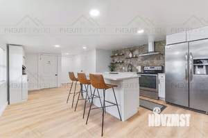 3-к квартира, вторичка, 119м2, 2/8 этаж