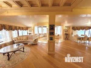 4-к квартира, вторичка, 200м2, 6/6 этаж