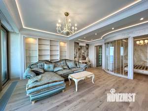 2-к квартира, вторичка, 83м2, 11/18 этаж