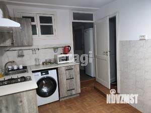 4-к квартира, вторичка, 50м2, 1/1 этаж