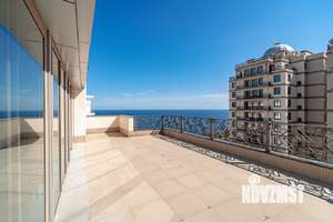 3-к квартира, вторичка, 247м2, 4/5 этаж