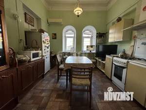 6-к квартира, вторичка, 145м2, 2/2 этаж