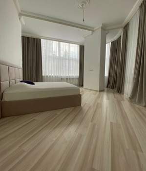3-к квартира, вторичка, 110м2, 3/8 этаж