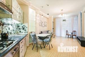 3-к квартира, вторичка, 97м2, 1/7 этаж