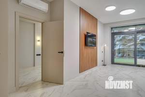 2-к квартира, вторичка, 95м2, 1/6 этаж