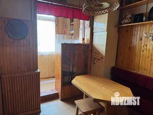 3-к квартира, вторичка, 63м2, 5/5 этаж