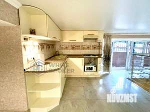 2-к квартира, вторичка, 51м2, 1/4 этаж