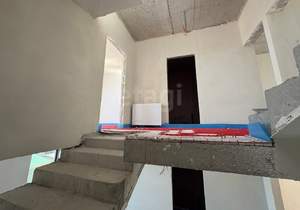 4-к квартира, вторичка, 125м2, 2/9 этаж