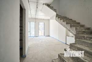 3-к квартира, вторичка, 272м2, 1/3 этаж