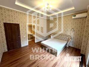 3-к квартира, вторичка, 84м2, 1/5 этаж