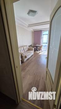 4-к квартира, вторичка, 140м2, 2/4 этаж