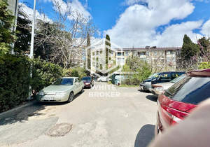 2-к квартира, вторичка, 62м2, 1/9 этаж