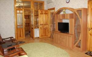 3-к квартира, вторичка, 74м2, 1/4 этаж