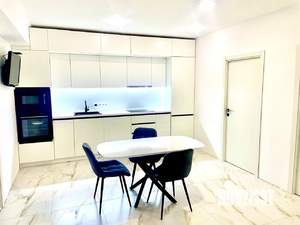 3-к квартира, вторичка, 72м2, 1/7 этаж