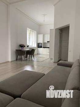 3-к квартира, вторичка, 109м2, 3/7 этаж