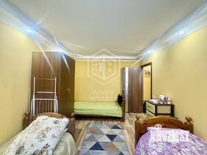 2-к квартира, вторичка, 45м2, 1/4 этаж