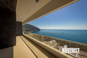 3-к квартира, вторичка, 132м2, 7/7 этаж