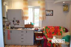 2-к квартира, вторичка, 62м2, 1/1 этаж