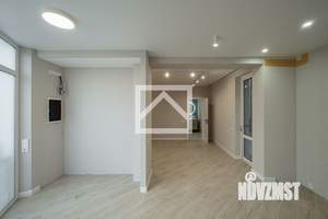 2-к квартира, вторичка, 130м2, 1/3 этаж