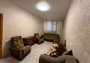 2-к квартира, вторичка, 74м2, 1/1 этаж