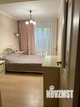 2-к квартира, вторичка, 45м2, 1/4 этаж