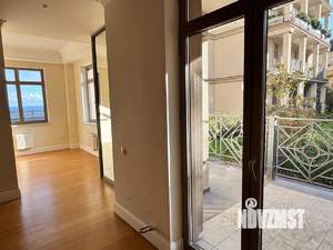 1-к квартира, вторичка, 57м2, 1/8 этаж