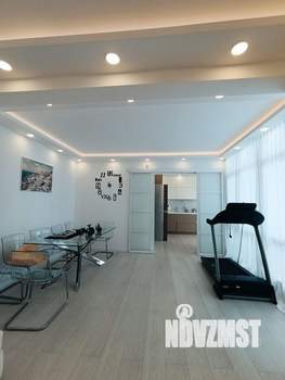 4-к квартира, вторичка, 222м2, 8/8 этаж