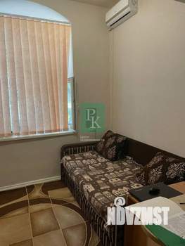 1-к квартира, вторичка, 18м2, 1/1 этаж