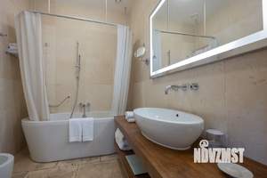 Студия квартира, вторичка, 68м2, 2/2 этаж