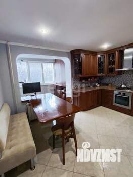 3-к квартира, вторичка, 95м2, 1/9 этаж