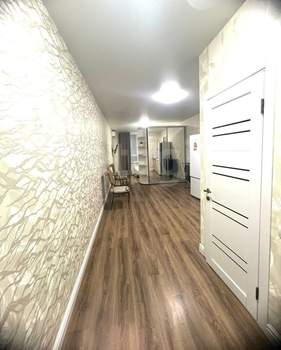 2-к квартира, вторичка, 74м2, 4/18 этаж