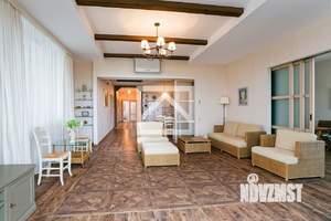 3-к квартира, вторичка, 146м2, 3/8 этаж