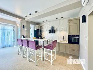 2-к квартира, вторичка, 101м2, 2/8 этаж