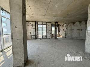 Студия квартира, вторичка, 74м2, 2/8 этаж