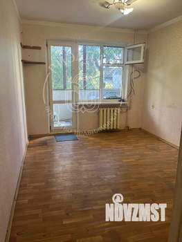 2-к квартира, вторичка, 61м2, 1/9 этаж