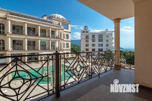 2-к квартира, вторичка, 133м2, 2/8 этаж