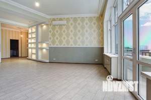 3-к квартира, вторичка, 200м2, 2/7 этаж