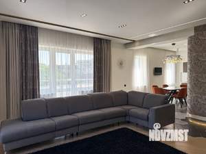 4-к квартира, вторичка, 205м2, 7/9 этаж