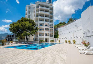 4-к квартира, вторичка, 260м2, 9/9 этаж