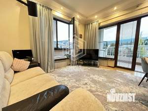 2-к квартира, вторичка, 61м2, 7/16 этаж