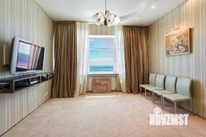 5-к квартира, вторичка, 250м2, 4/4 этаж