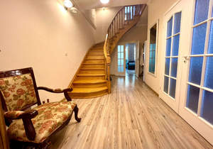 4-к квартира, вторичка, 119м2, 2/3 этаж