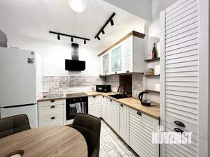 2-к квартира, вторичка, 68м2, 13/16 этаж