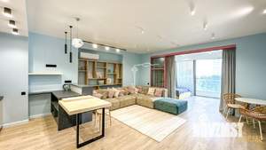 3-к квартира, вторичка, 100м2, 7/18 этаж