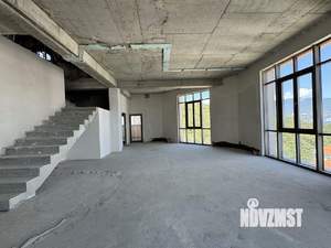 2-к квартира, вторичка, 239м2, 5/5 этаж